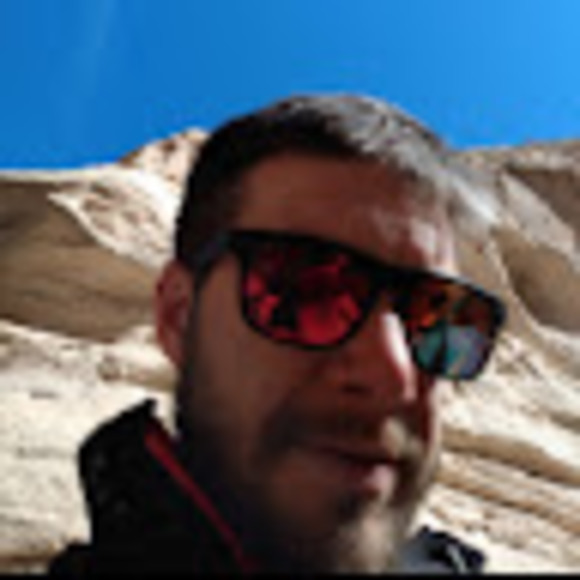 Meet your Posher, Neil - Picture 1 of 1